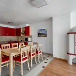 Lägenhet 2 By Interhome Schladming